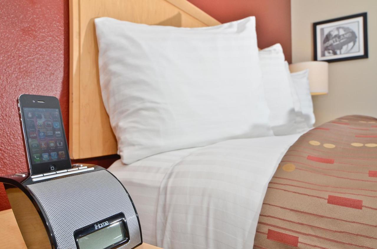 Clackamas Inn And Suites Pokój zdjęcie